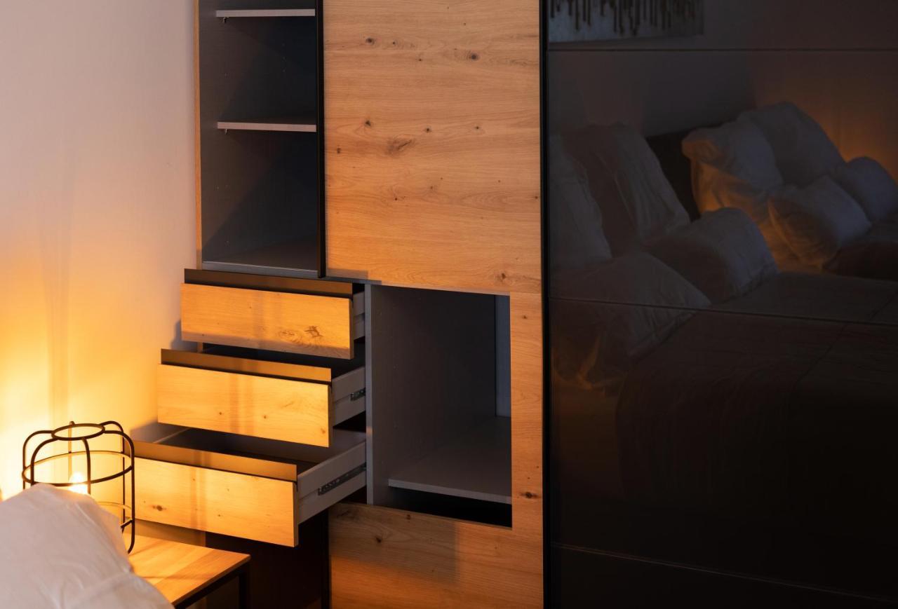 Sweethome - Luxus Pur - Grosse Kueche, 2 Baeder, 2 Terrassen Отобрун Екстериор снимка